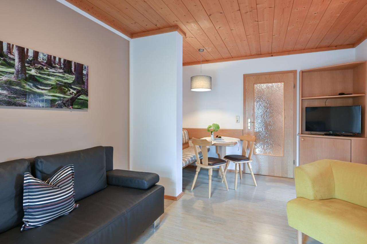 Landhaus Grobert Seeg Exteriör bild